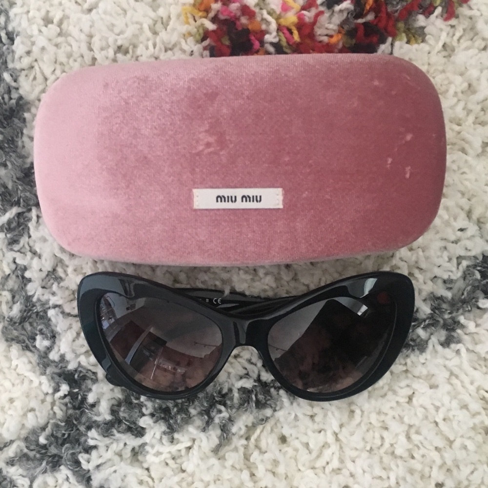 Miu Miu Cat Eye Sunnies